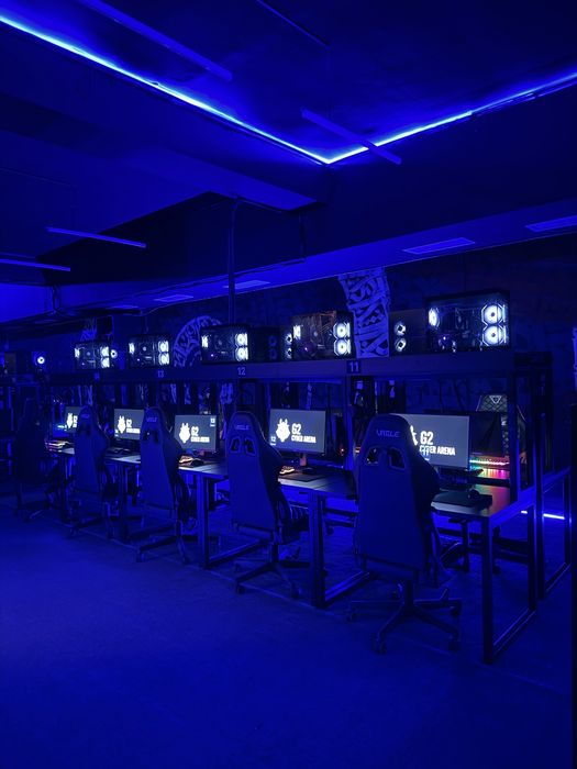 Продаю готовый компьютерный клуб!