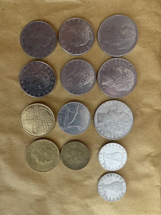 Лот Италиански монети - 13 броя