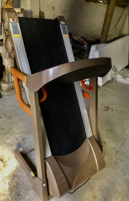 Vând bandă de alergat electrică