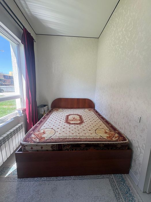 Кровать двуспальная