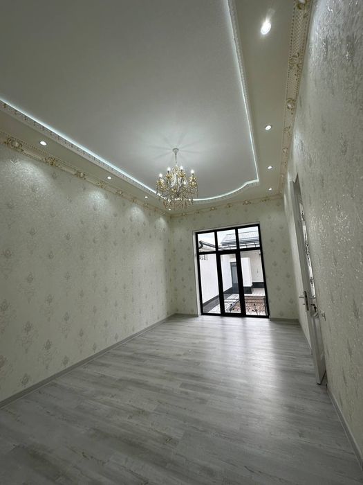 Oltin tepada uy sotiladi