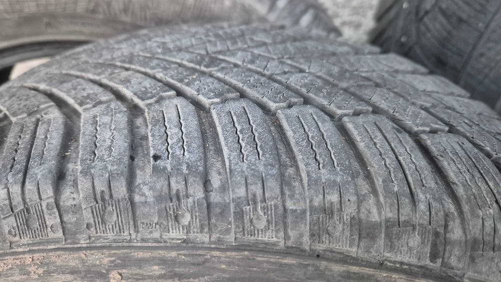 4 зимни гуми 205/55/16 Continental WinterContact TS860