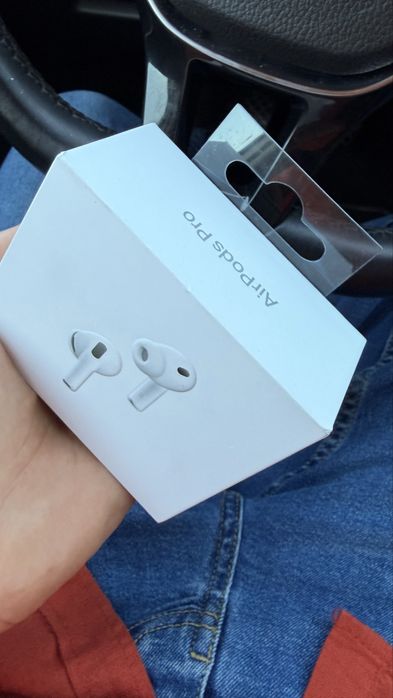 AirPods Pro 3 – 500 lei