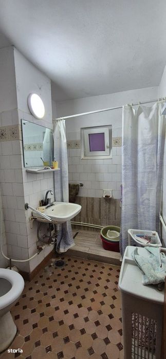 Apartament cu 3 camere de vazare in Cugir