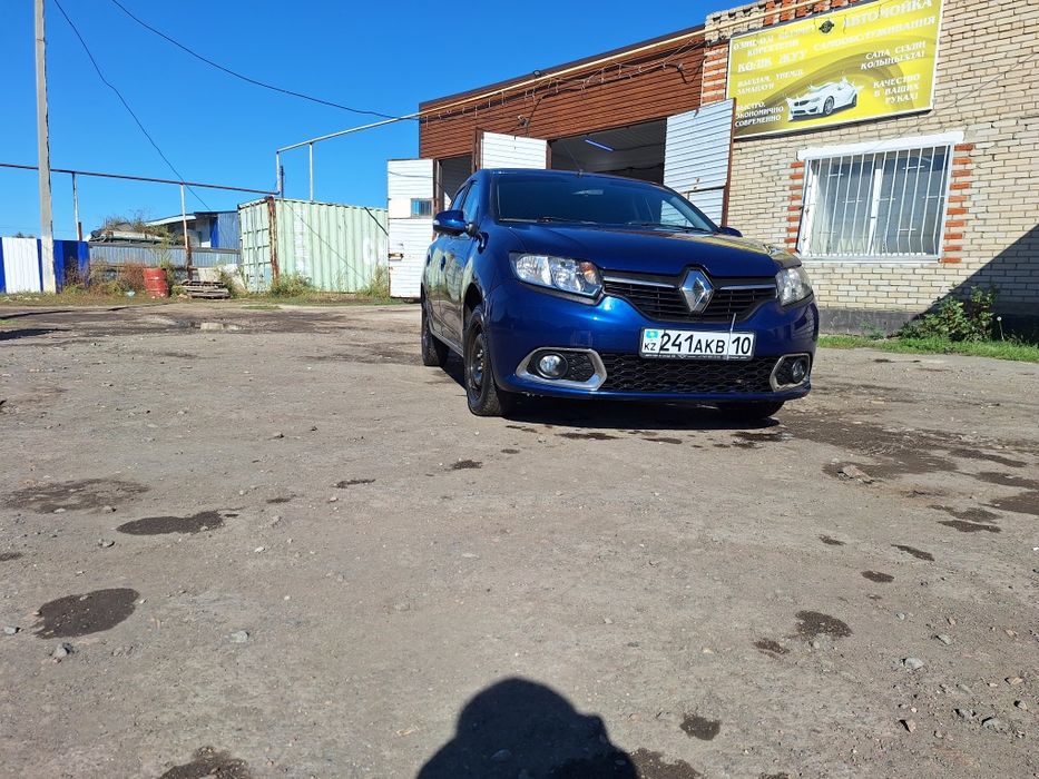 Рено сандеро 2014 г.