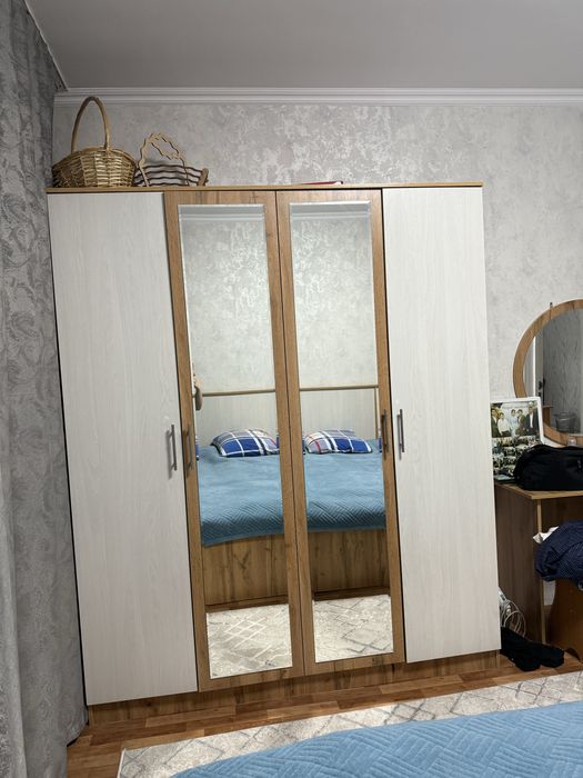 Срочно шкаф айнамен 1.80×2.20