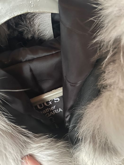 Елек с качулка от сребърна лисица естествен косъм