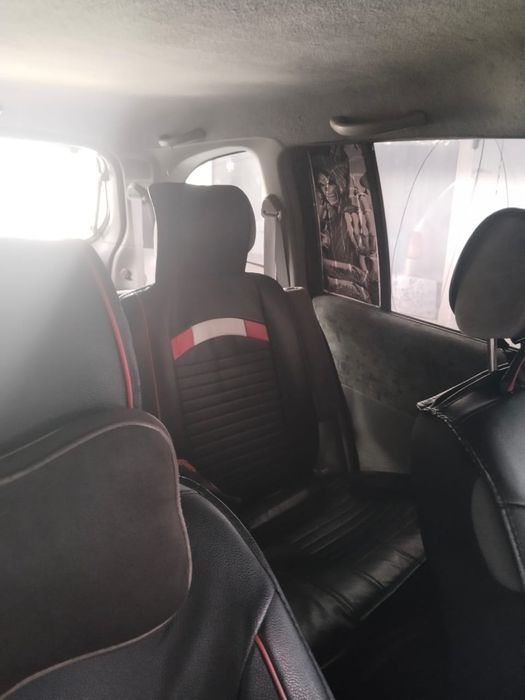 Продам машину Nissan