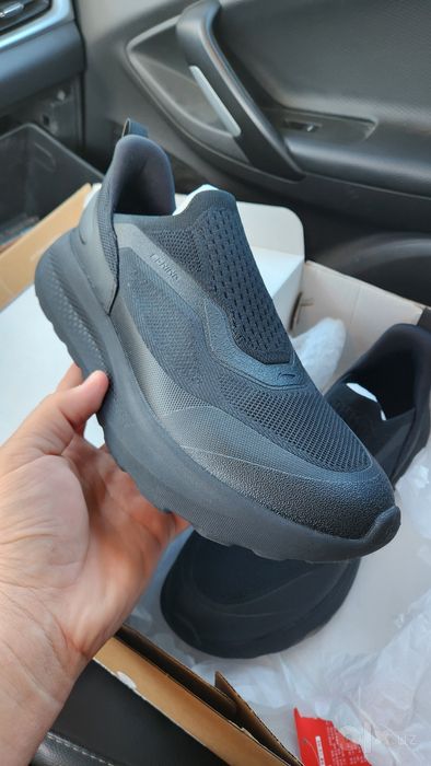 Li Ning oyoq kiyim