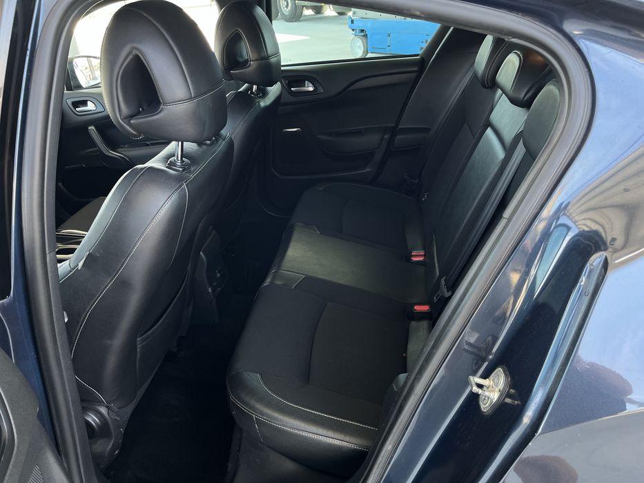 Citroën DS4 2013 / NAVI / Масаж на седалките