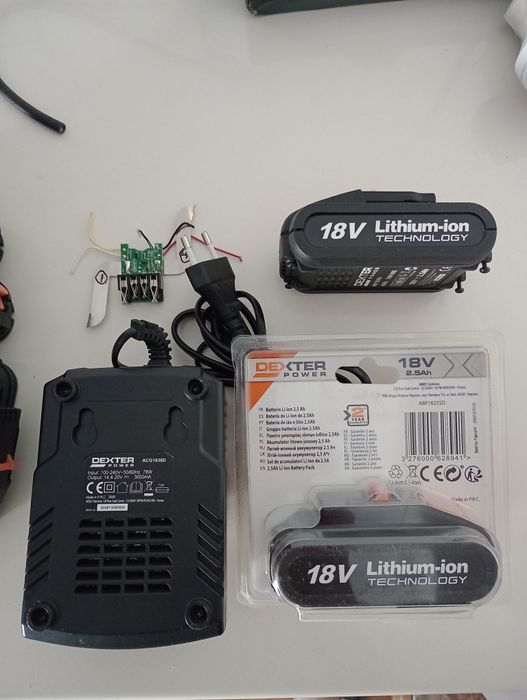 Baterie DEXTER 2,5Ah sigilata si separat carcase cu circuit de protecție BMS