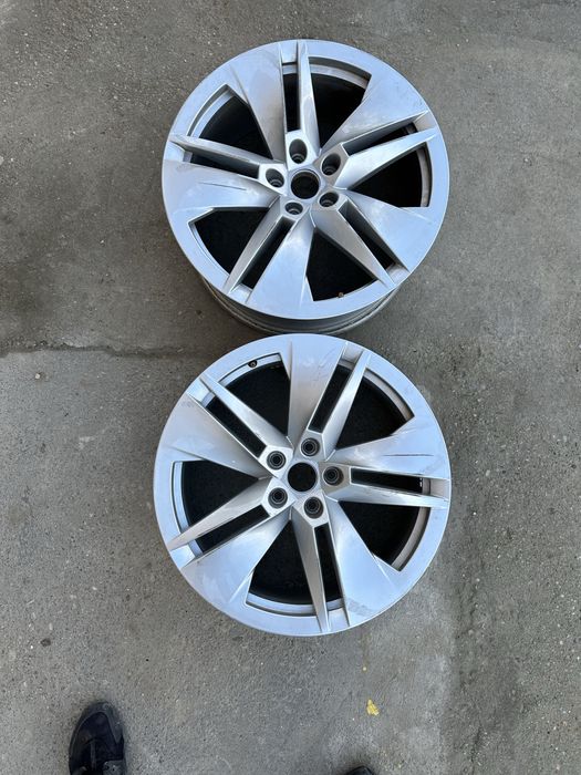 Jenți aliaj r19.skoda enyaq.cod:5la601025.b.