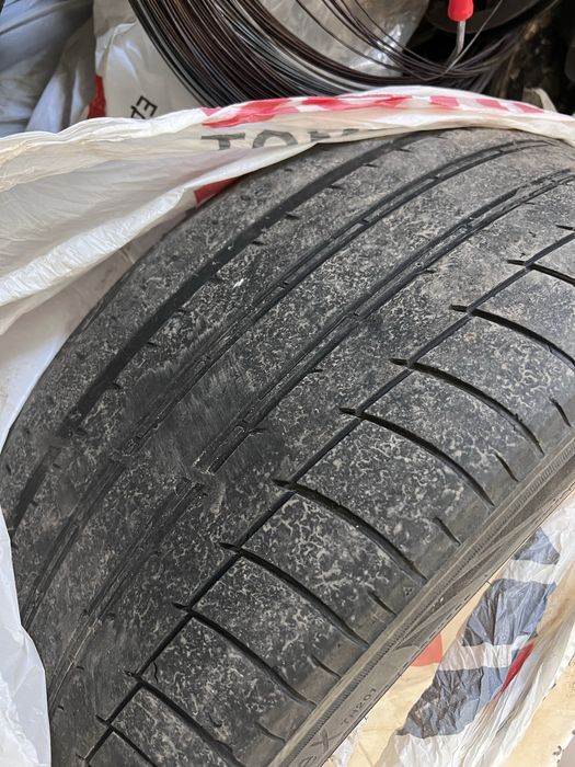 225/45/18 продам резину