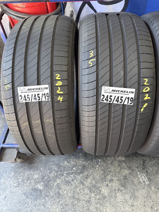 245/45/19 Michelin