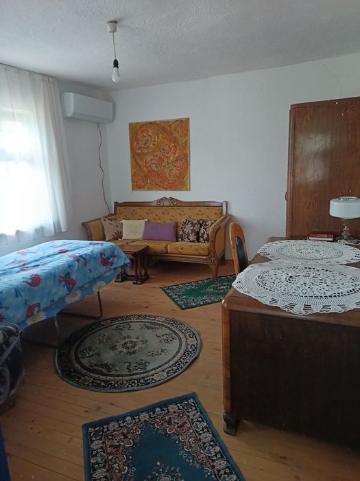 Вила в село Левка под наем