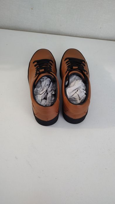 Дамски кецове...