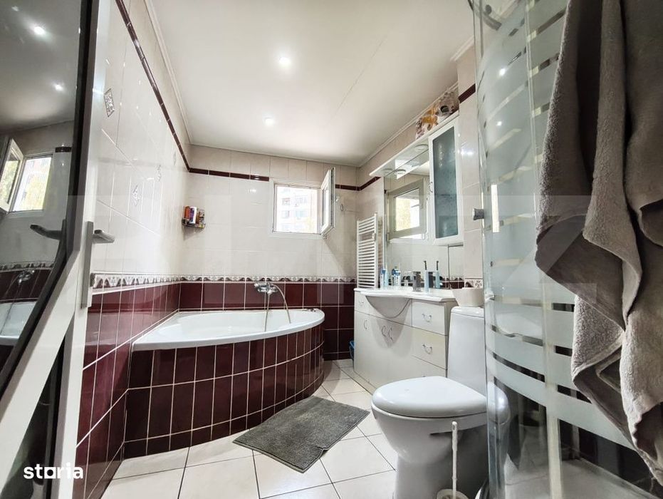 Apartament 3 camere PB, etaj 1, mobilat, Rogerius/Decebal