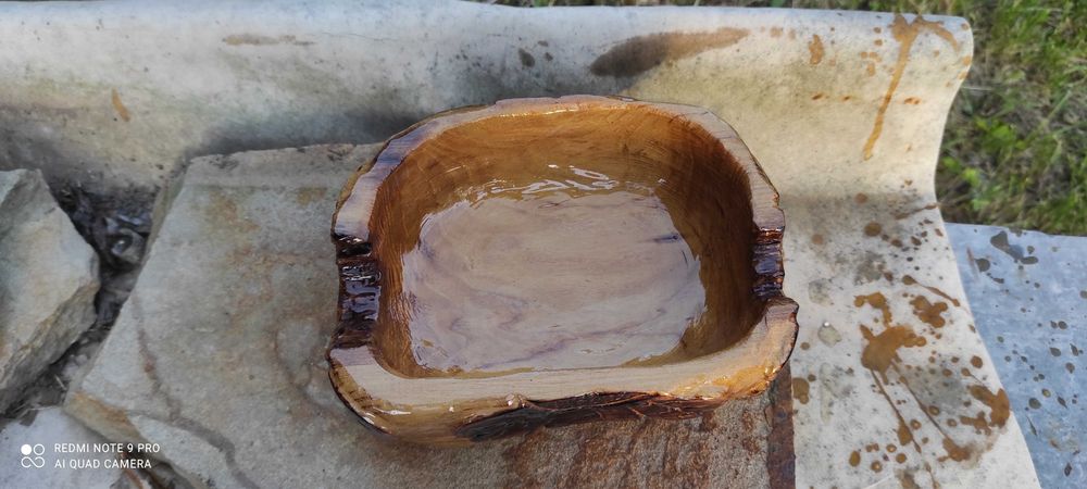 Дървени купички ръчно направени