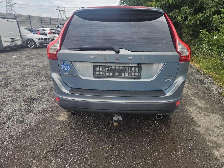 Volvo xc60 D5 4x4 totul facut la reprezentanta volvo