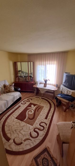 Vând casă în localitatea Zorești