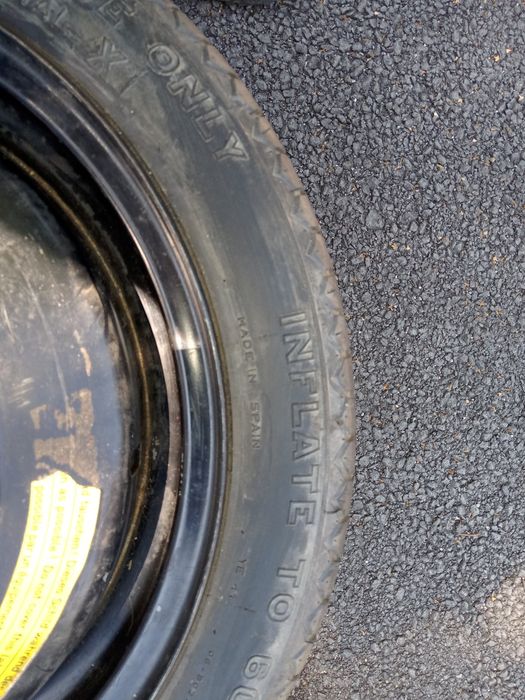 Патерица, резервна гума Мишелин 14 цола