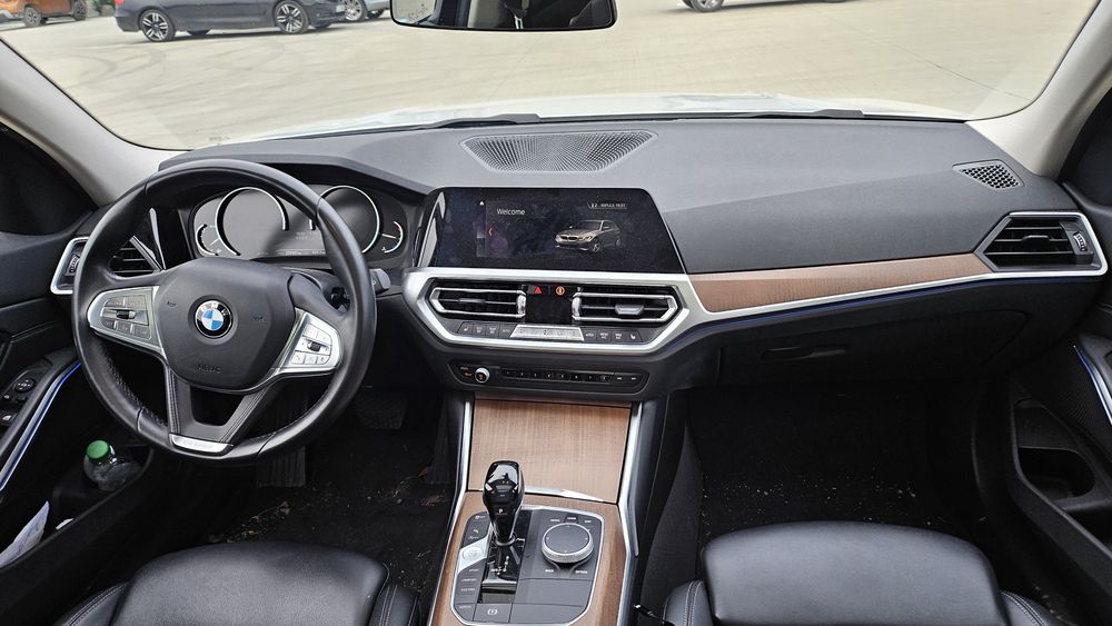 BMW 3 Series 2019 — imagine 5