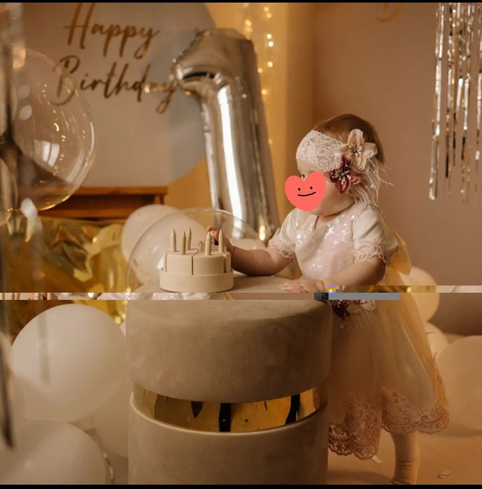 Продам красивое детское платья