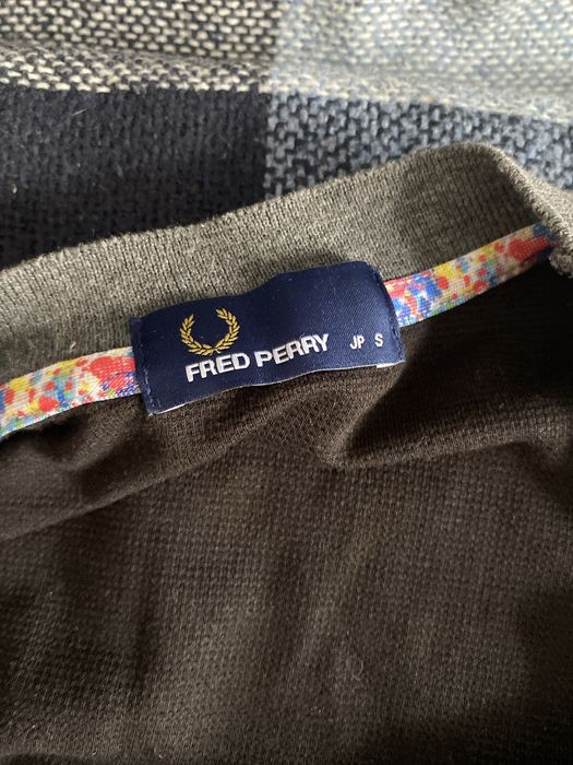 Фред пери все бирки на месте