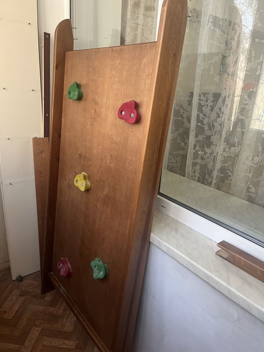 Продам двухярусную кровать в сборе