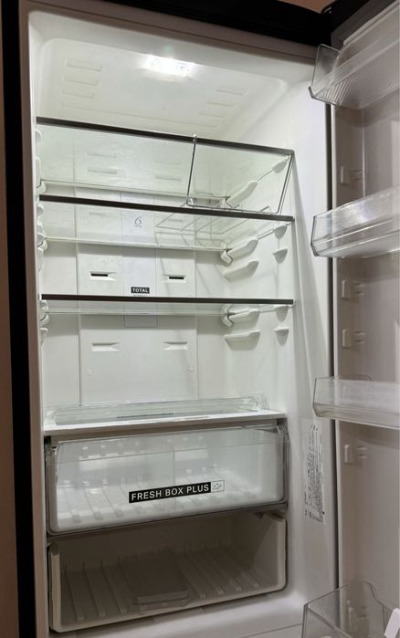 Продам холодильник