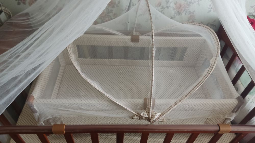 Кроватка детская