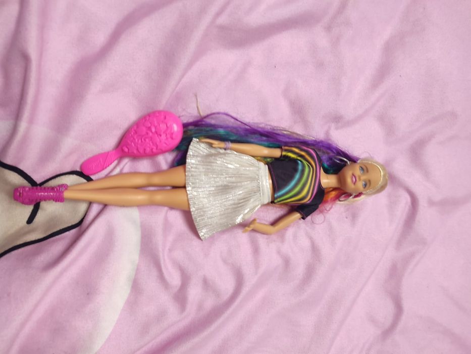 Barbie ,par stralucitor curcubeu
