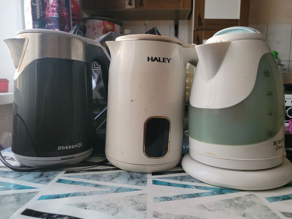 Продам чайник электрический