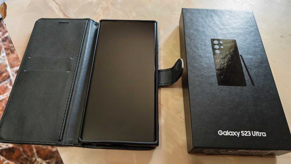 Samsung S23 Ultra - 12 GB RAM + 512 GB memorie