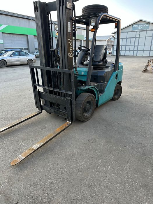 Vând Stivuitor Baoli