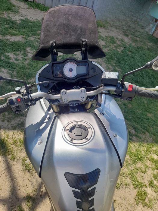 Vând kawasaki versys