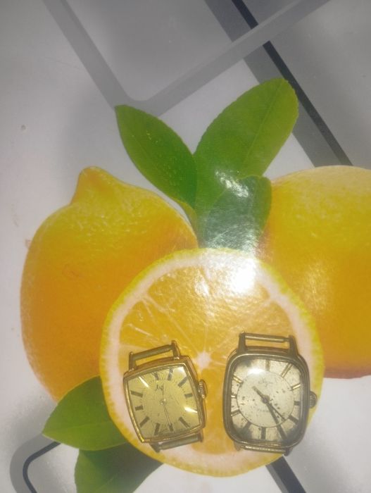 Срочно продается часы луч