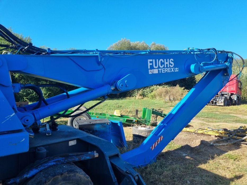 Brat excavator Fuchs ML340