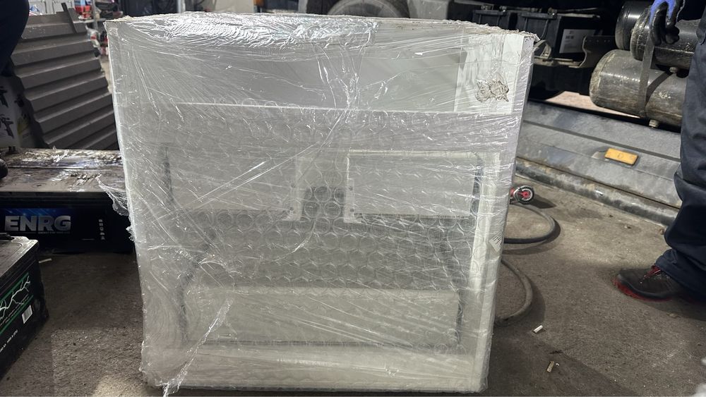 Шкафове за баня нови