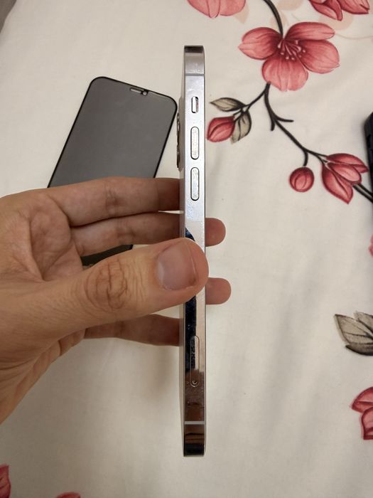 Iphone 12 Pro alb128GB-75%baterie