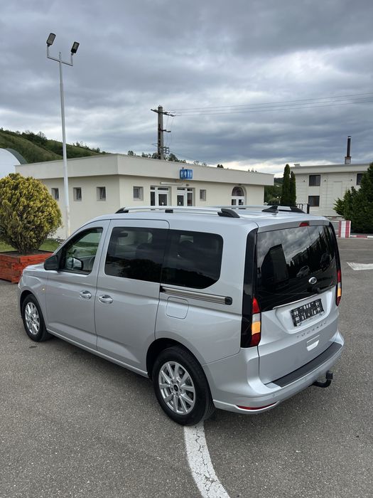 FORD Tourneo Connect 2022 — imagine 5
