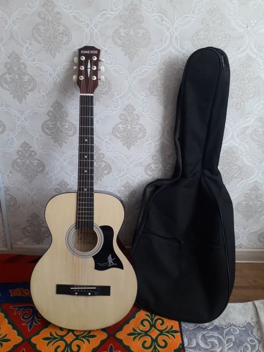 Срочно Продам гитару