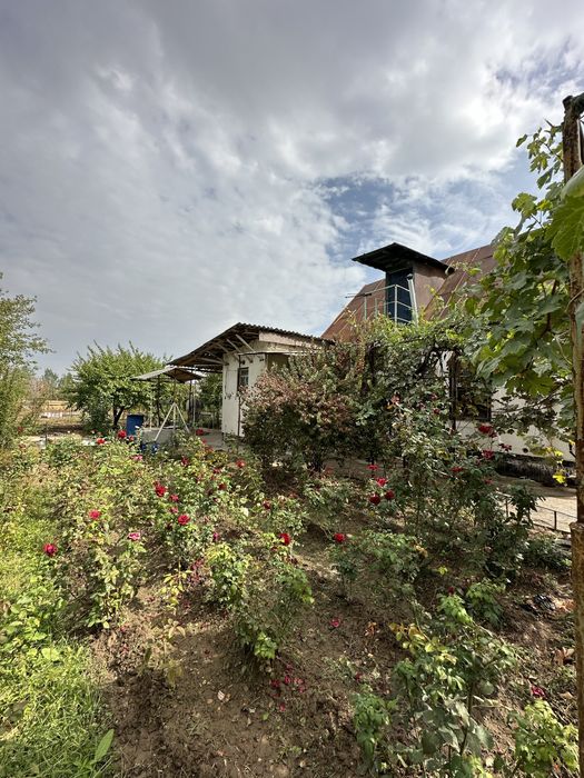 Продается дача со всеми удобставами.