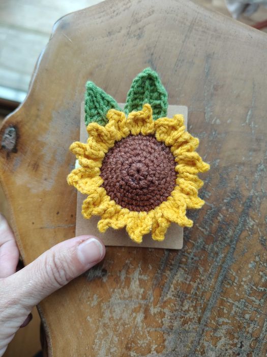 Ръчно плетени детски фиби