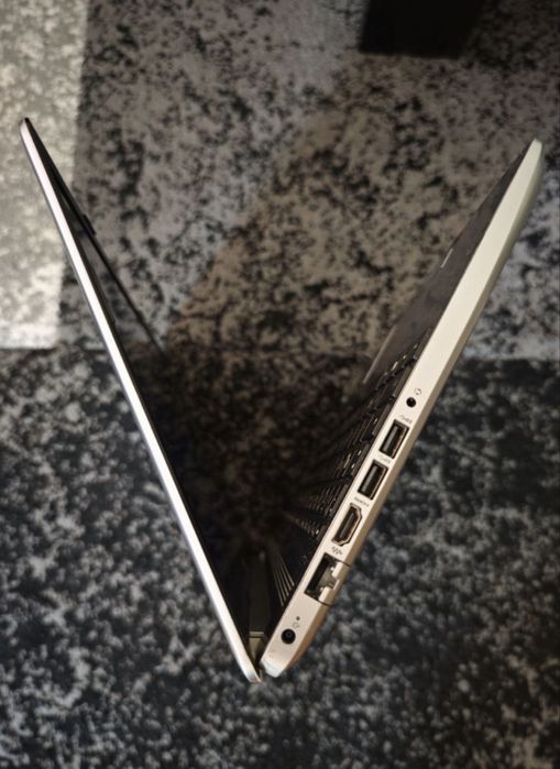 15.6 Full HD HP G7 i5-8265U GeForce MX110 8GB RAM 256SSD