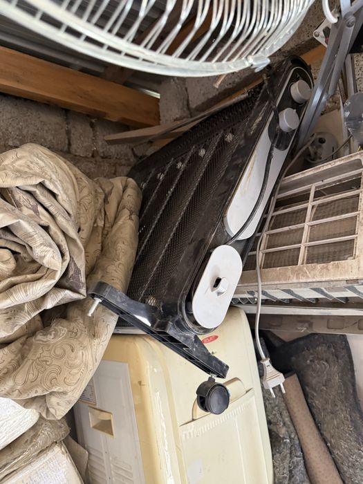 Обогреватель красивый черный