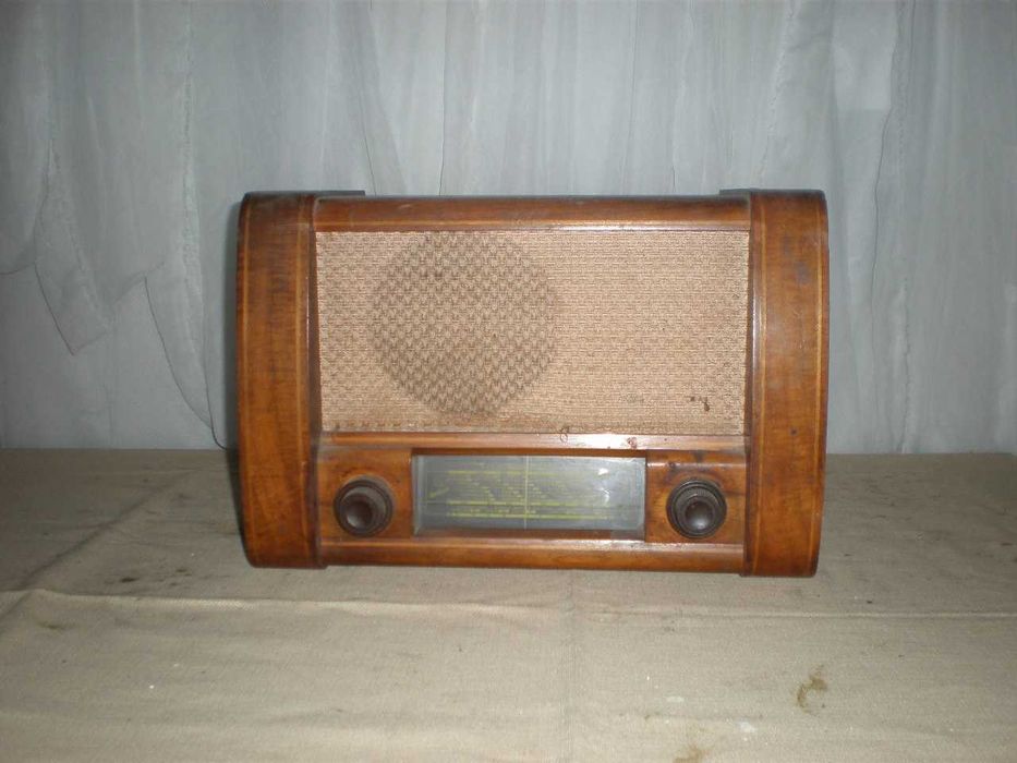 Колекция Радиоапарати: Продажба на етапи