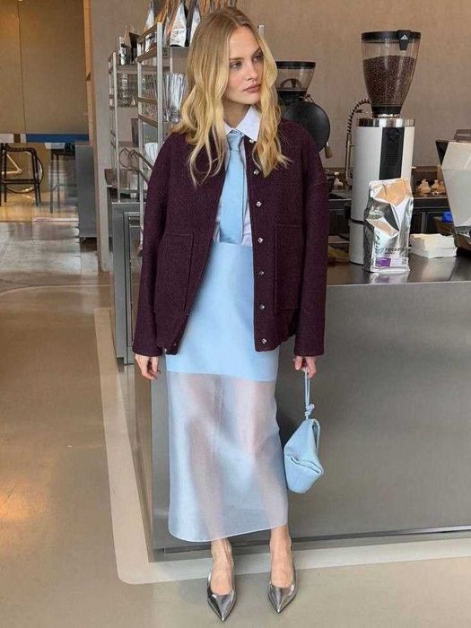 Продаются фирменные басоножки 39размер и клатч