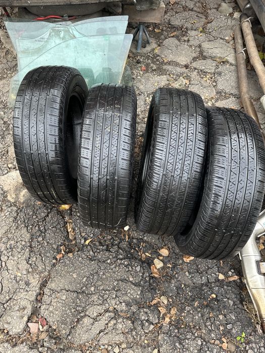 Cauciucuri iarna 225/65/17 Continental cross contact