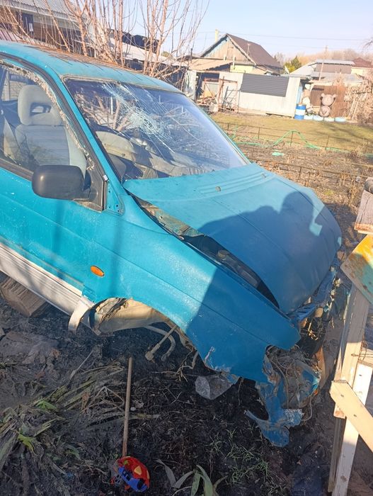 Митсубиси Спейс рюнер